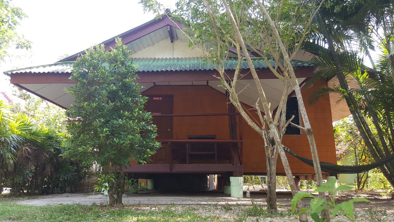 Happy Resort Khanom Exterior foto